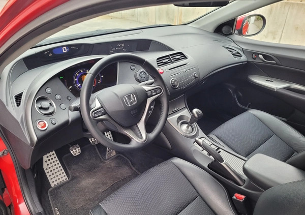 Honda Civic cena 29700 przebieg: 157000, rok produkcji 2010 z Gąbin małe 379